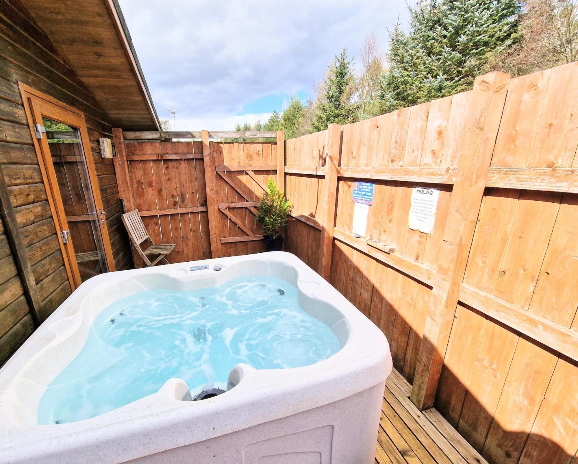 Вилла Lomond 2 With Private Hot Tub - Fife - Loch Leven - Lomond Hills Kelty Экстерьер фото