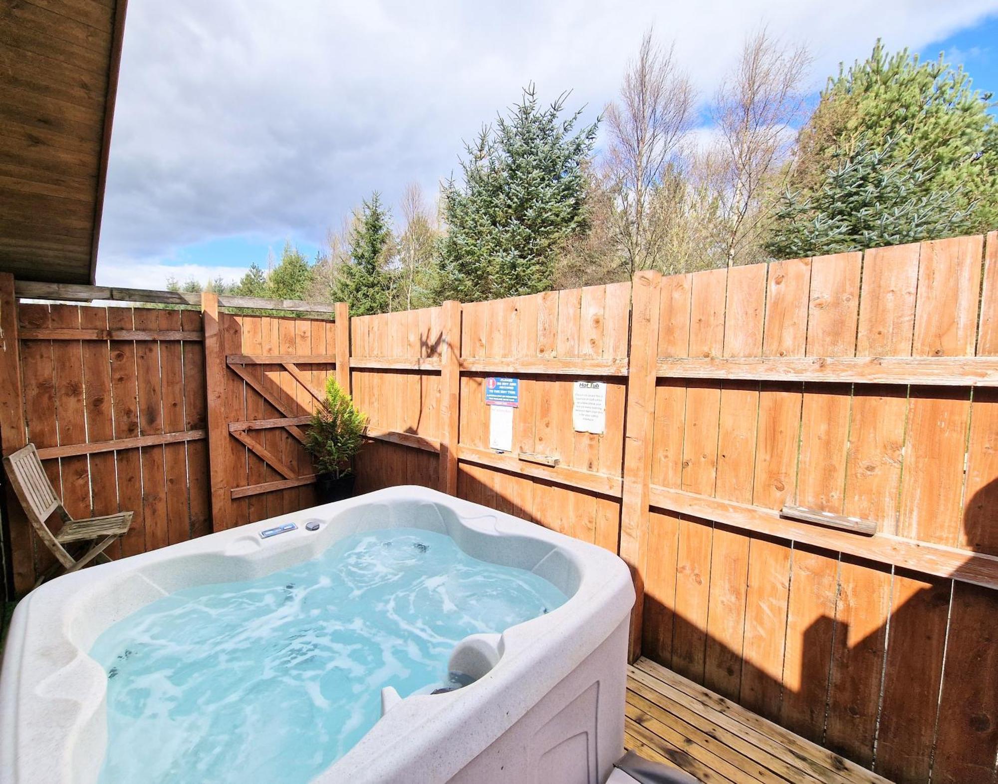 Вилла Lomond 2 With Private Hot Tub - Fife - Loch Leven - Lomond Hills Kelty Экстерьер фото